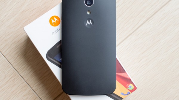 E Styx и G Titan: два новых телефона от Motorola