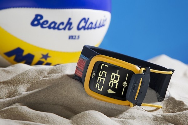 Swatch Touch Zero One — «умные» часы для фанатов пляжного волейбола
