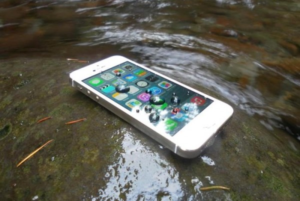 Новые iPhone будут водонепроницаемыми?