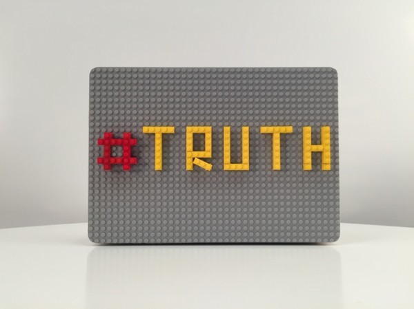 Brik Case: защитный чехол для MacBook в стиле Lego