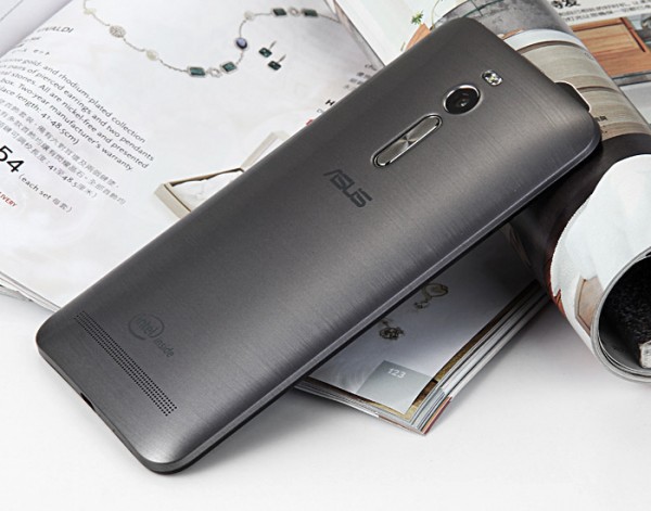 ASUS ZenFone 2: фаблет с 4 ГБ ОЗУ за 338 долларов