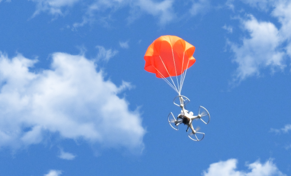 SmartChutes — «умный» парашют для дронов