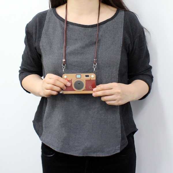 В Японии выпустили тонкую картонную камеру