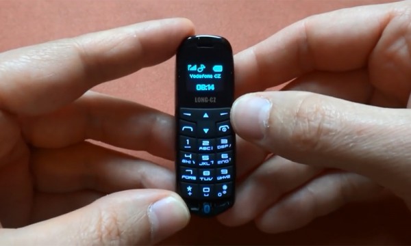 Long-CZ J8: крошечный сотовый телефон