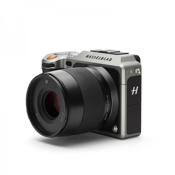 Hasselblad представила X1D — беззеркальную камеру среднего формата