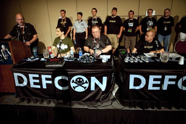 Всемирная хакерская конференция DEFCON считается открытой