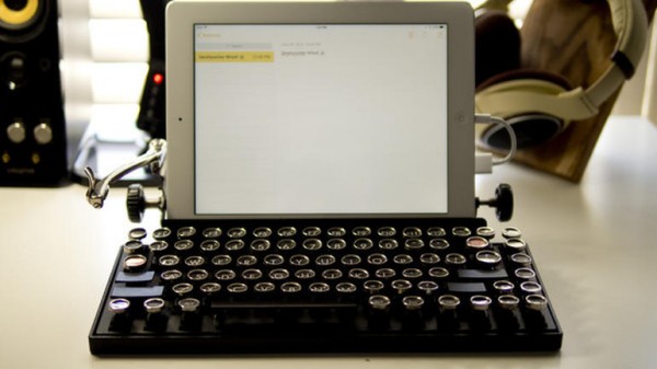 Qwerkywriter — механическая клавиатура с USB и Bluetooth